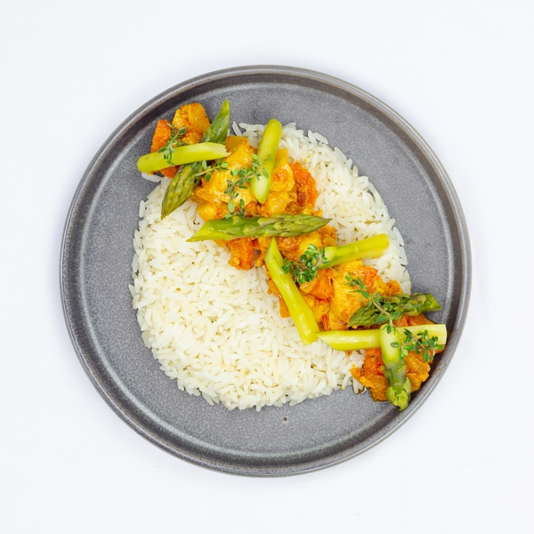 Rougaille poulet et asperges vertes, riz basmati